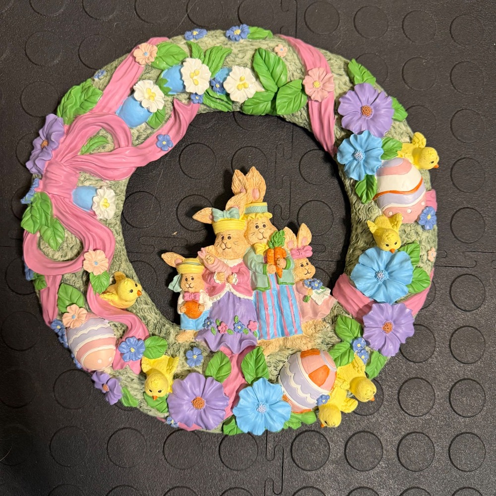 Vintage 1998 Cottontale Collection Hand Painted Easter Bunny Wreath 11 Inch